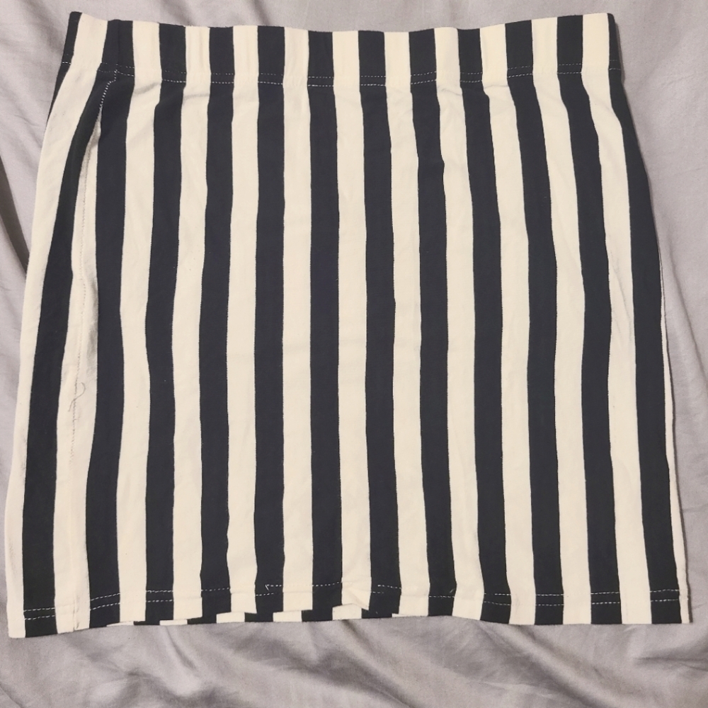 Forever 21 Vertical Stripe Mini Skirt